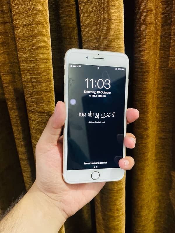 iPhone 7 plus - 128GB - PTA Approved - Gold 0