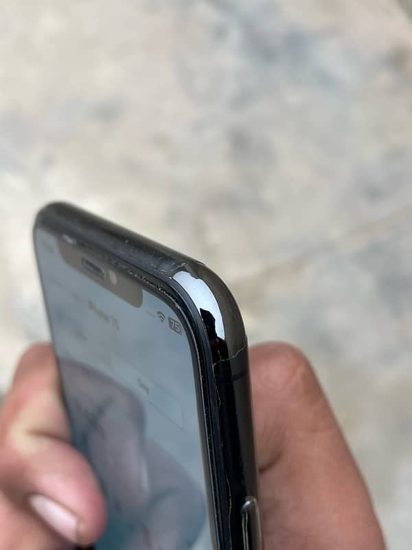 iPhone 11 pro 256gb 5