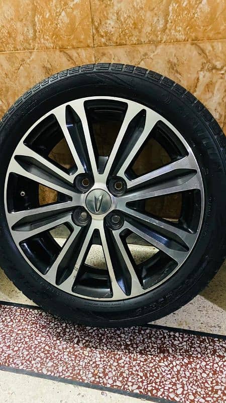 ALLOY RIMS WITH TYRES 1