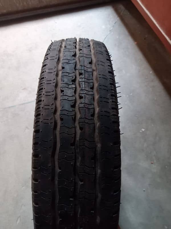 Suzuki bolan tyre with rim 2