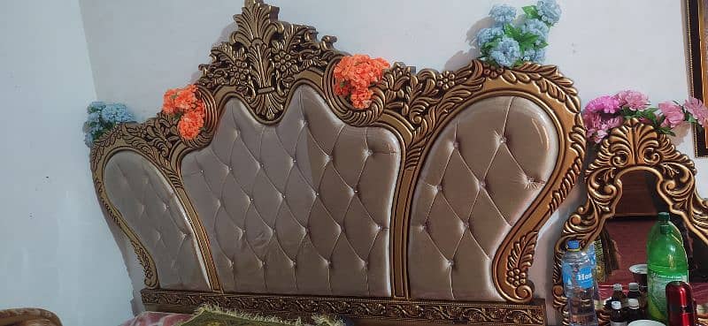 Mukamal Furniture For Sale 0