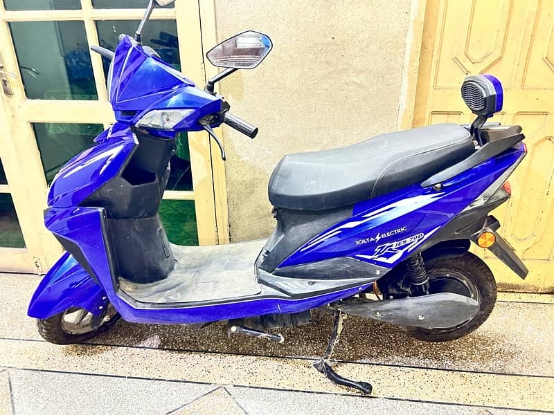 jolta electric scooty 0