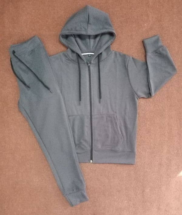 Track suit Hoodie and trouser recommended article of winter collection 9