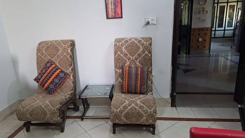 Coffee Chairs with Table 2