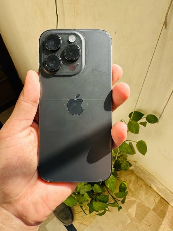 iphone 15 pro jv 1