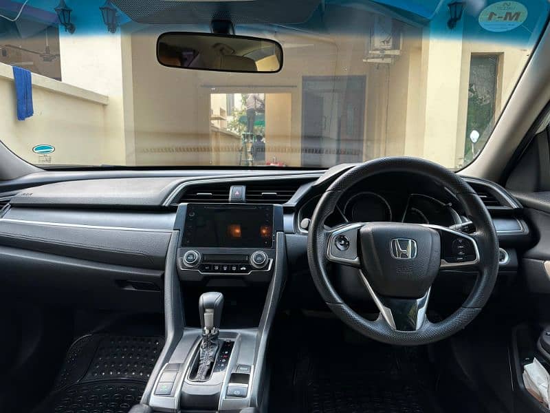 Honda Civic Oriel 2018 6