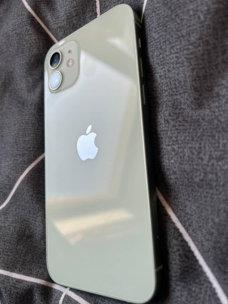 iPhone 12 Non pta 128 GB 83 health 10/10 condition 5