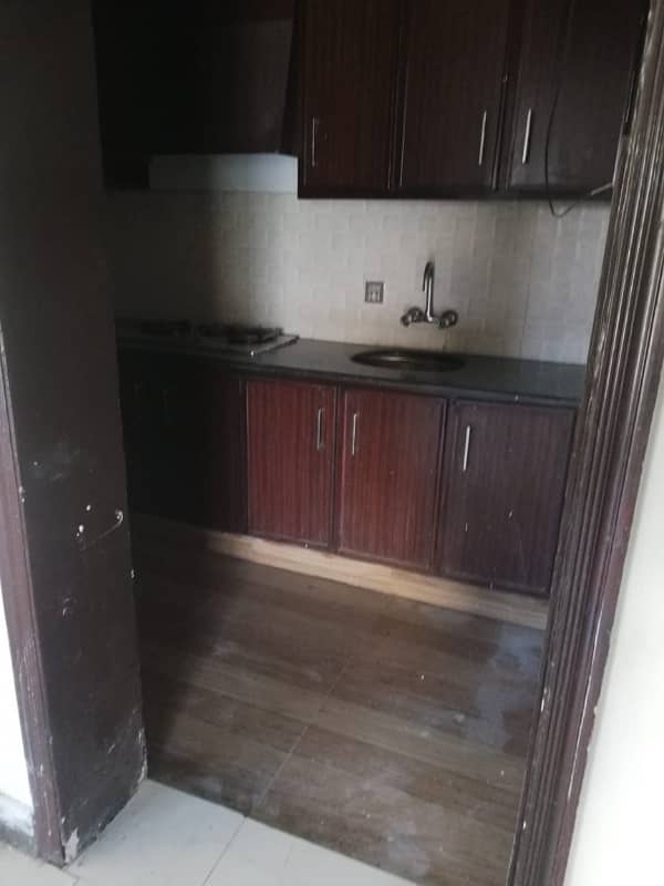 5 Marla used House Available for sale in Bahria Town Lahore 14