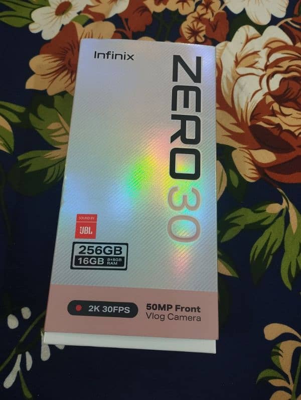 infinix zero 30 8/256 3months warranty 0