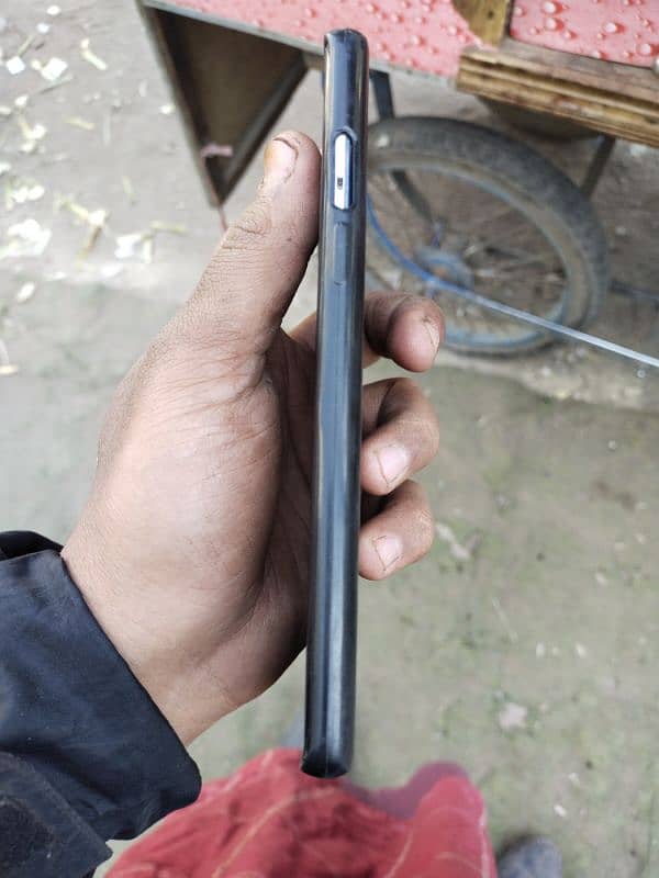 One plus 8 pro non pta 1