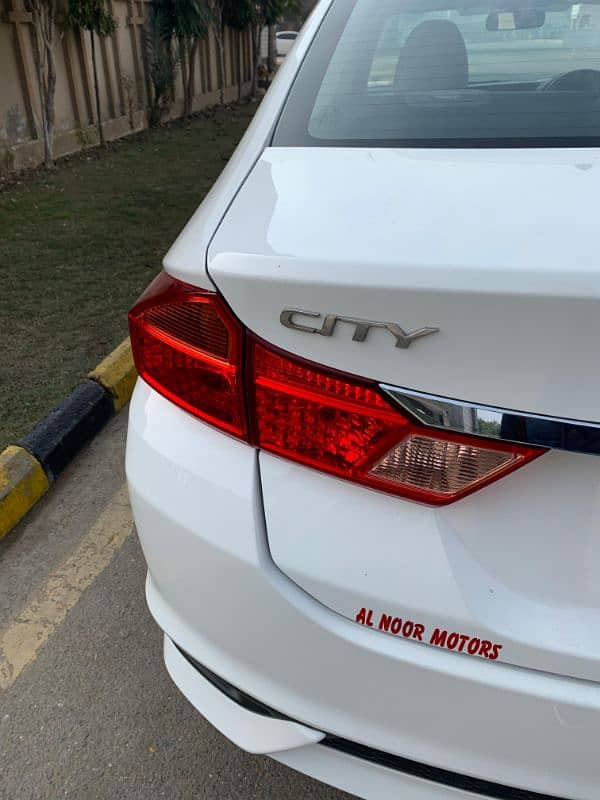 Honda City IDSI 2024 10