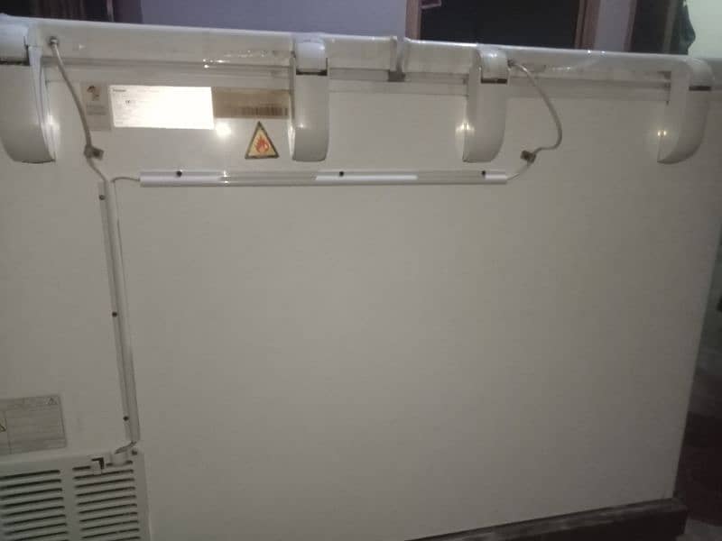 Refrigerator for Sell. 5