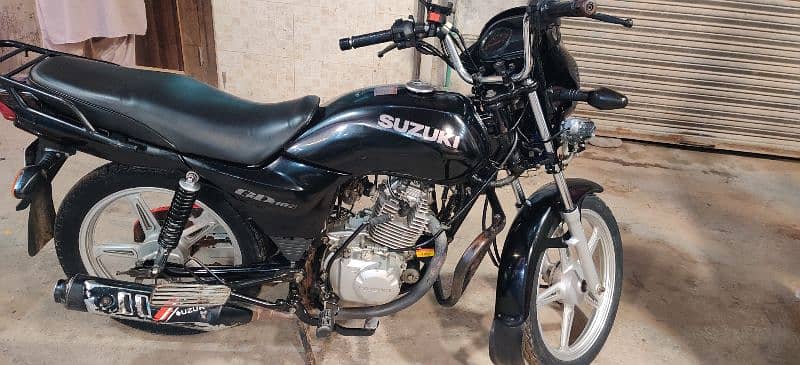 urgent sail very good condition beautiful gift for Suzuki lovers 4