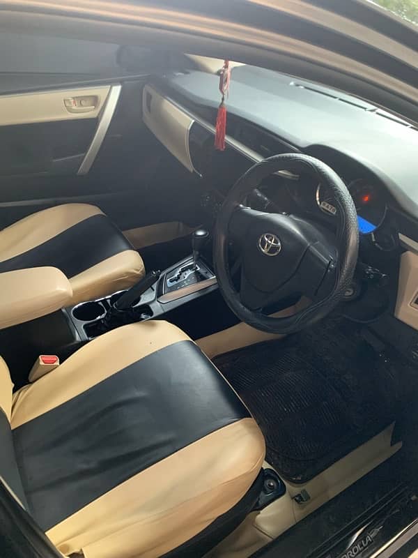 Toyota Corolla Altis 2014 5