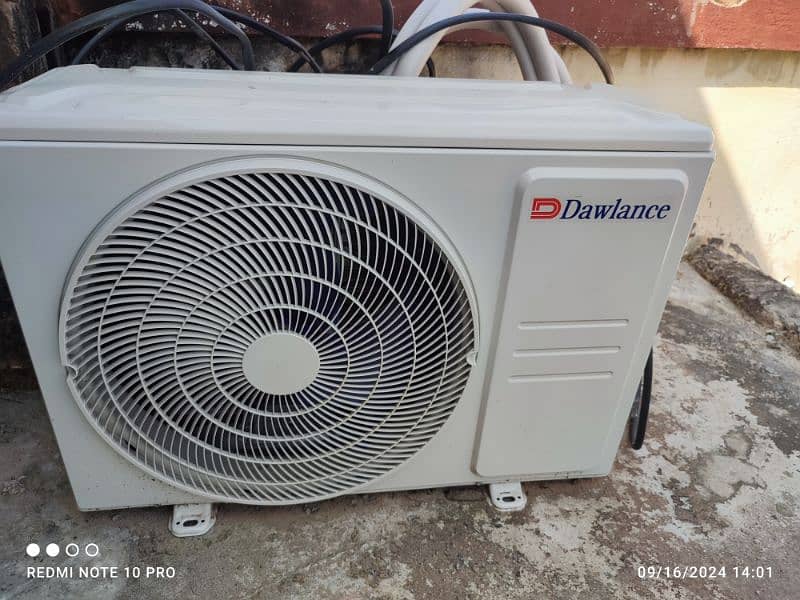 Dawlance New ac  sirf 3 month use howa Dc inverter. 2