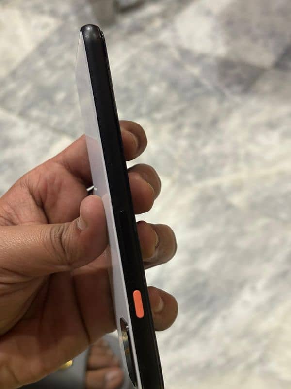 Google pixel 4 10/9.5 condition all ok 5