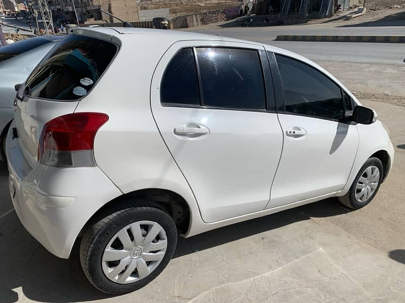 Toyota Vitz 2009 1