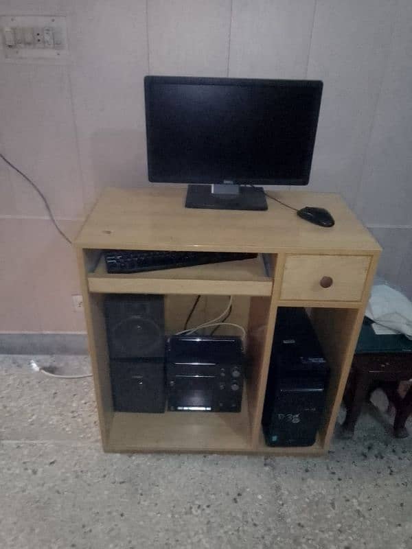 computer table for sale 0