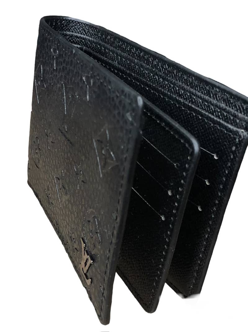 LV Men wallet 1