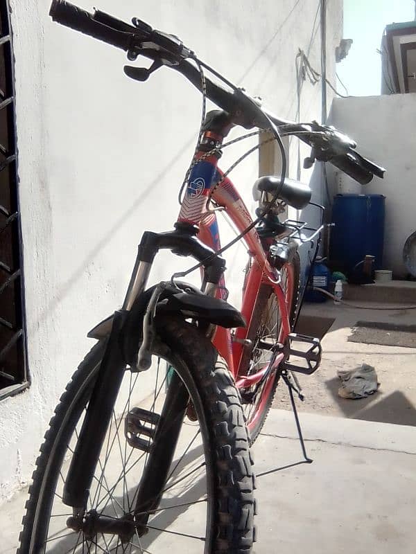 Sports Bicycle for Sale - Excellent Condition (9/10) 2