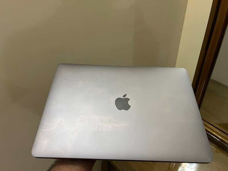 Macbook pro 2020 i5 0