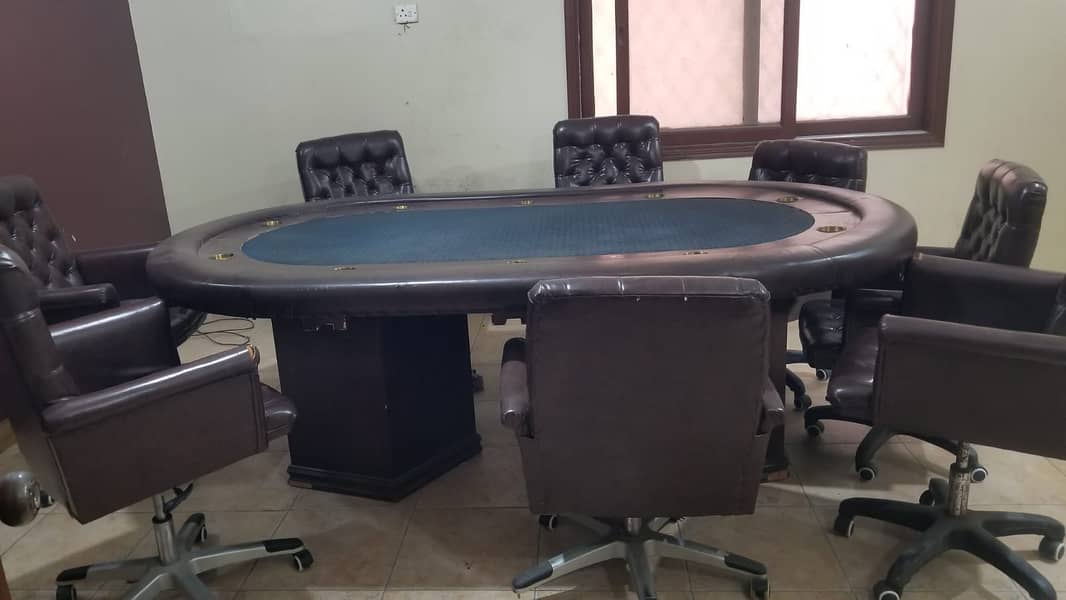 Card table with chairs 0