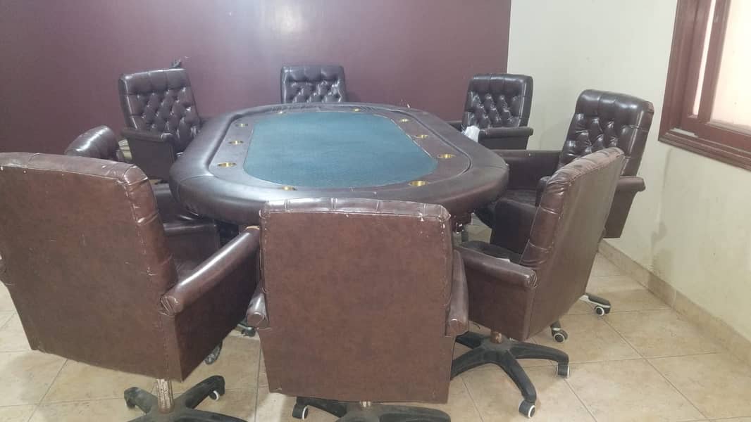 Card table with chairs 2