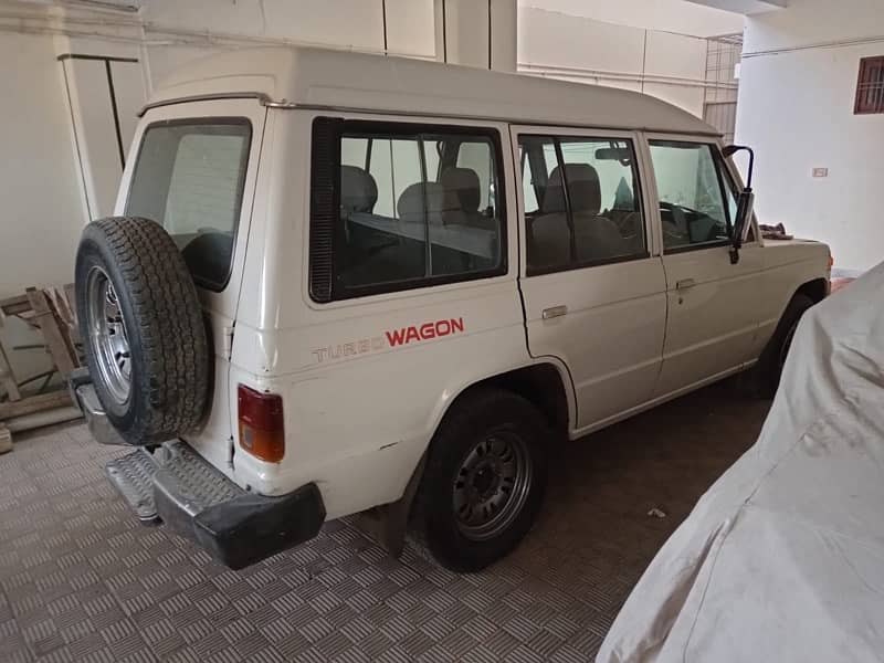 Mitsubishi Pajero 1990 1