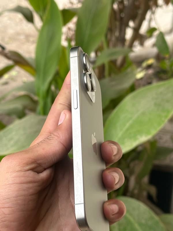 IPhone 15 Pro Max 256gb PTA Approved 1