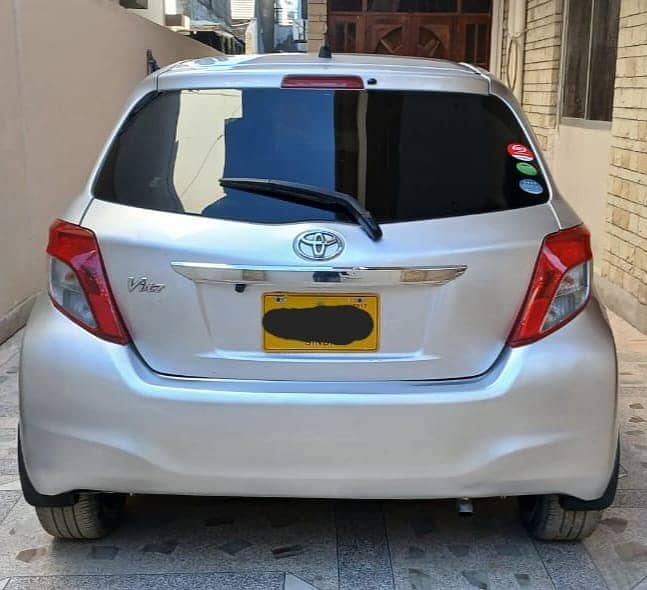 Toyota Vitz 2014/2017 Push start Full Genuine 5