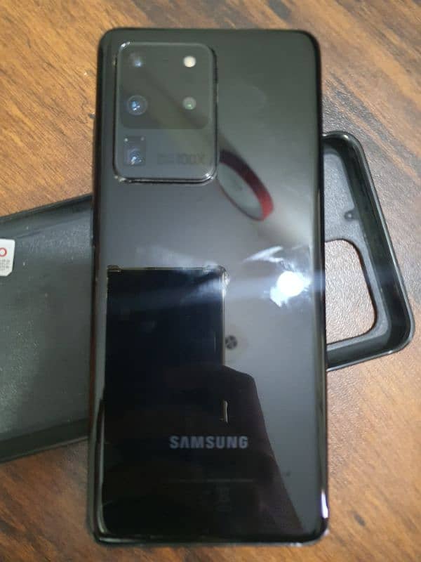 Samsung Galaxy S20 Ultra 1