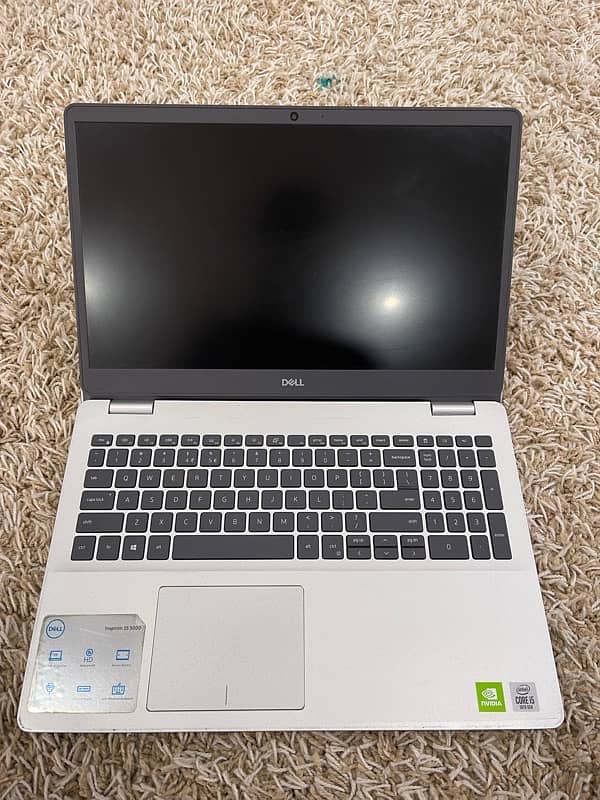 Dell Ispirion 5593 i5 10th Gen 8GB ram 2GB NVIDIA 3