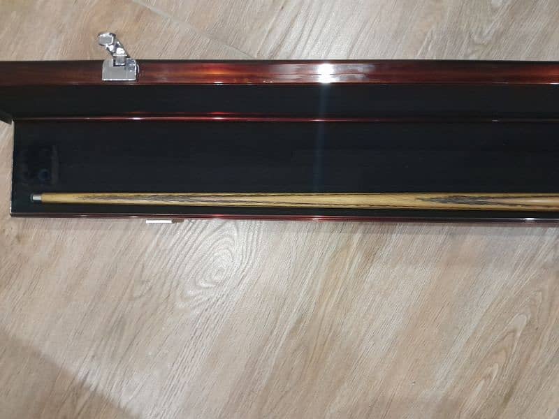 Snooker Cue 8