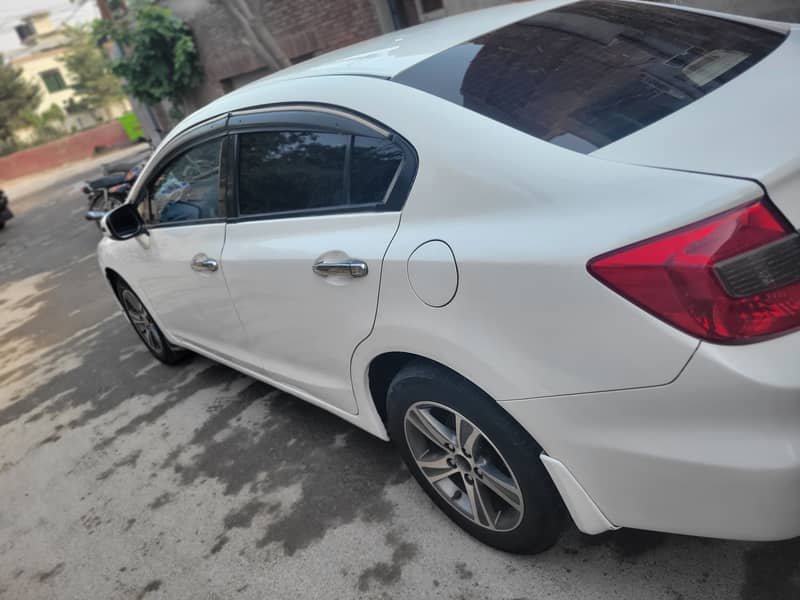 Honda Civic VTi 1.8 i-VTEC 2013 4