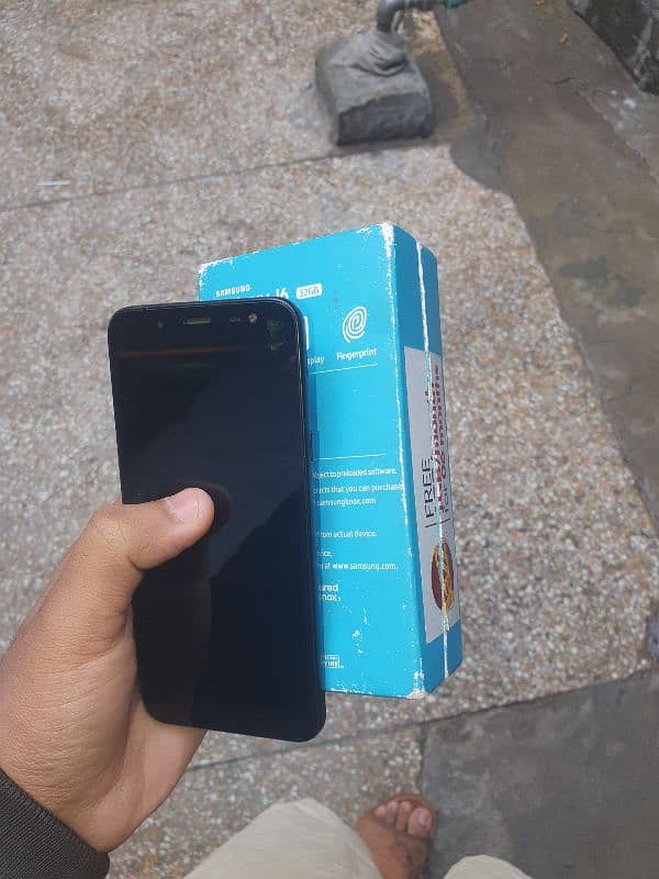 samsung J 6 galaxy Pta provide 3Ram 32GB All okay with box 10