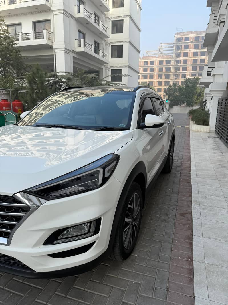 Hyundai Tucson  FWD 2021 1