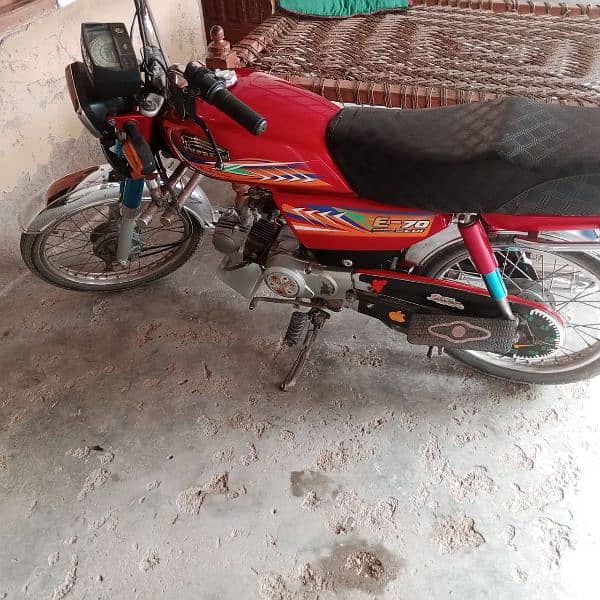 Express 70cc bike for sell Hyderabad no model 06/22 registered 2023 2