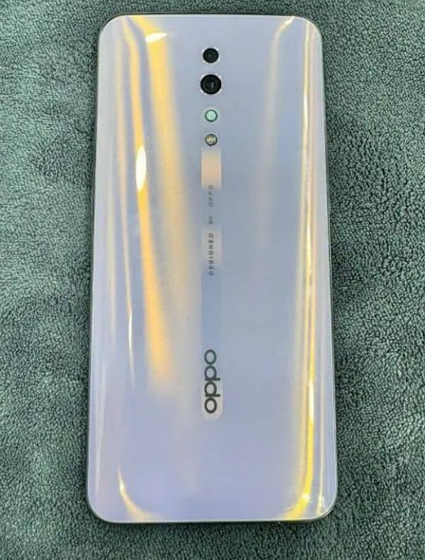 Oppo reno z 8 256 GB new condition 2