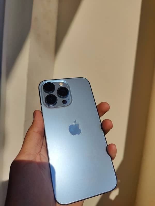 iphone 13 pro LLA non 5