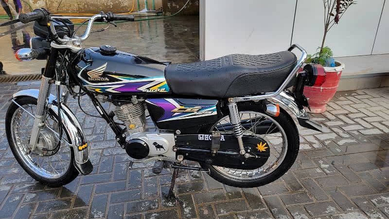 Honda cg 125 2020 lush conditoin 1