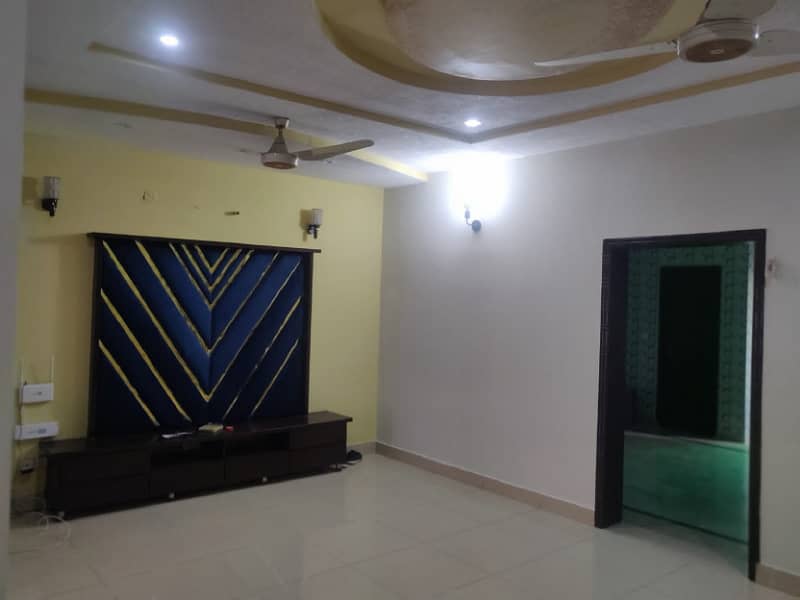 10 Marla Upper Portion Available For Rent In Rafi Block Bahria Town Lahore 5