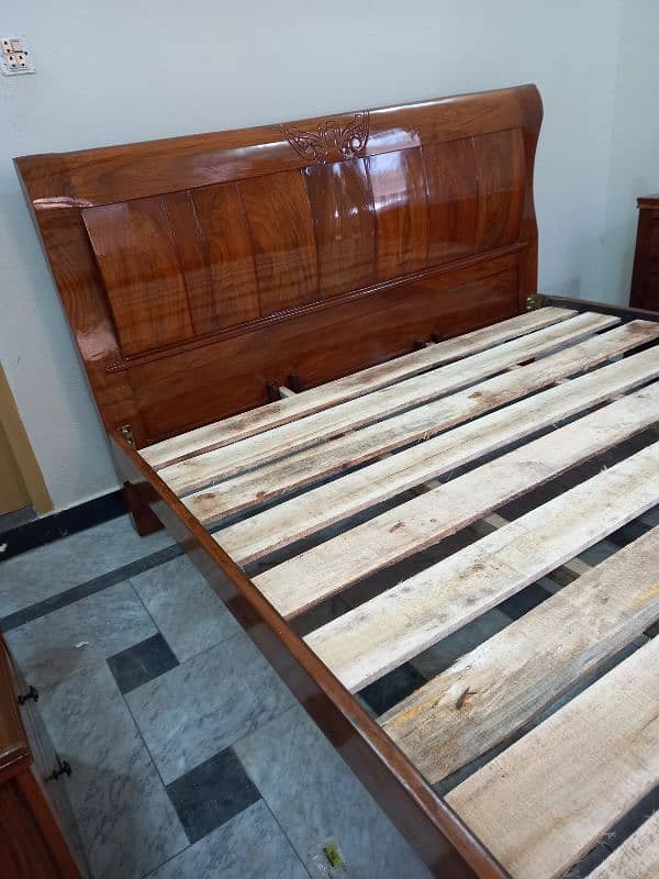 King Size Bed Set new solid Wood 0321///512///0593 only call 12