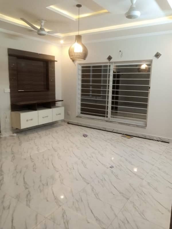 10 marla portionfor rent 2 bed corner dha phase 2 islamabad 2