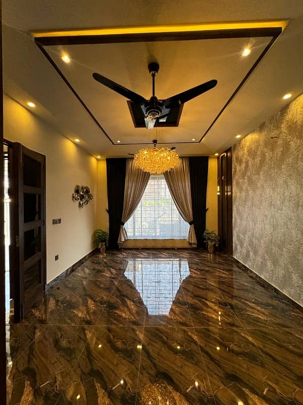 10 MARLA MODERN LUXURY HOUSE FOR SALE IN BAHRIA TOWN LAHORE 6