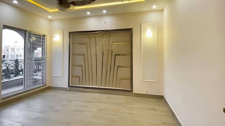 1 Kanal Brand New Fully Luxurious House For Sale in Sector C Bahria Town Lahore 24