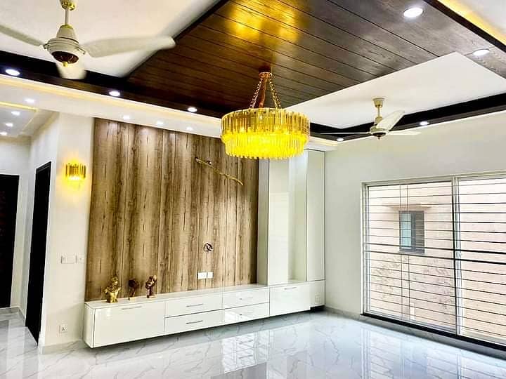 1 Kanal Modern Luxury House For Sale Bahria Town Lahore 5