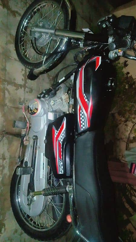 Honda 125 model 2019 ha urgent sale urgent 4