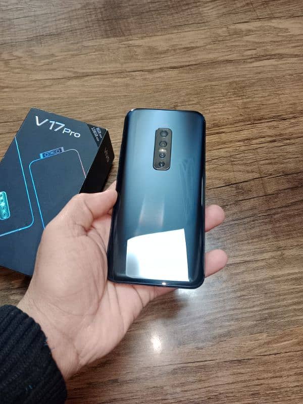 vivo v 17 pro 1