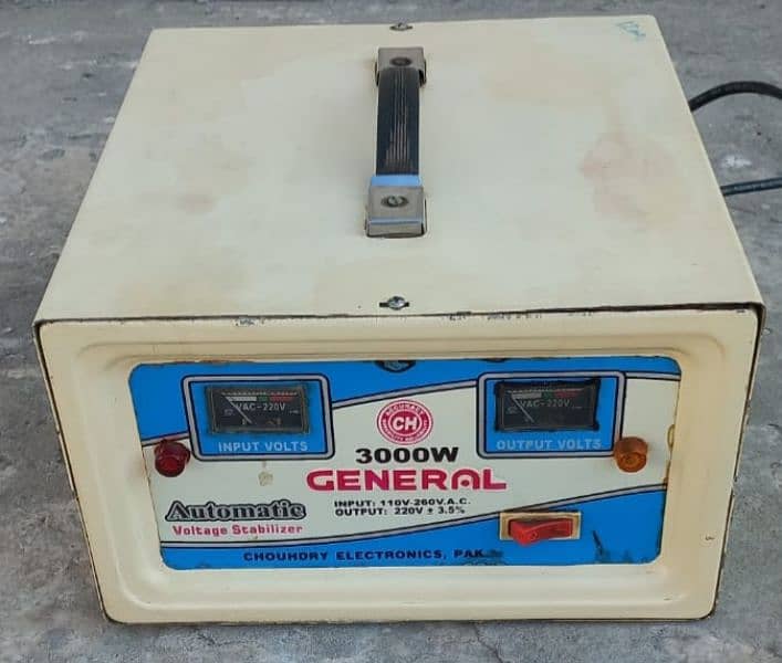 General 3000 Watt Stabilizer in Good Condition 4