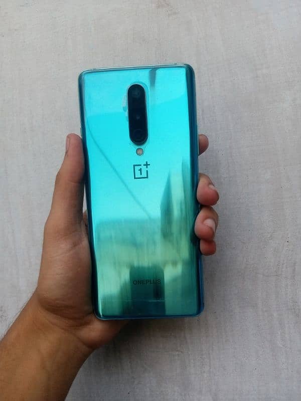 hello am selling my One plus 8-128 hai no any fault 4